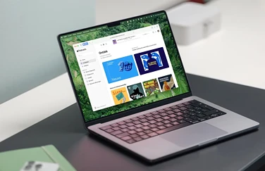 Apple Podcasts op het web op een MacBook