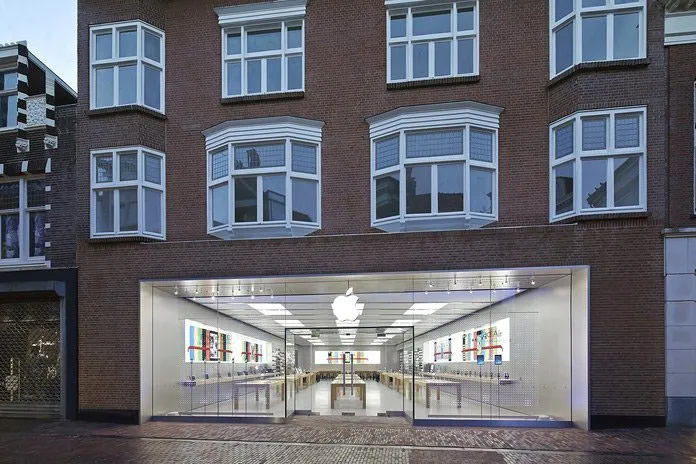 Inbraak bij Apple Store Haarlem: twee tafels leeggehaald