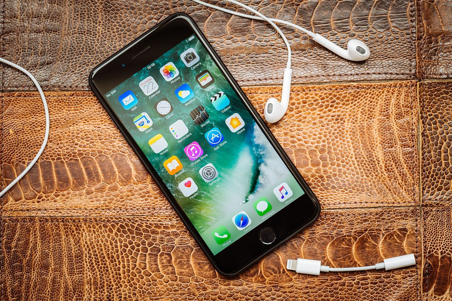 Verwoesting versus R Review: iPhone 7, hetzelfde uiterlijk, vol nuttige verbeteringen