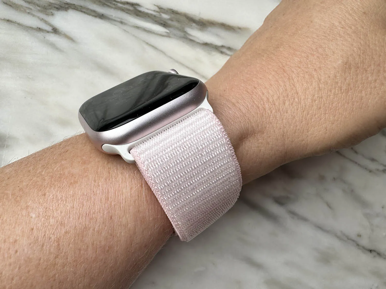 Review Apple Watch Sport Loop: past altijd dankzij klittenband