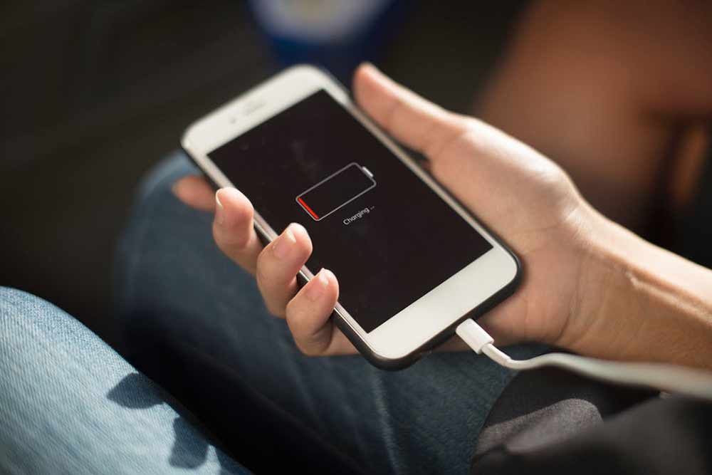 Factuur Chemie Afgeschaft Alles over Apple's iPhone-batterijvervanging in 2018 en 2019 [FAQ]