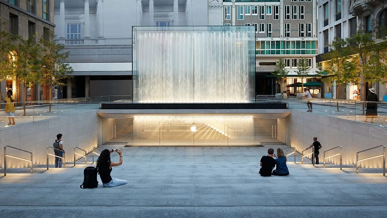 Spectaculaire nieuwe Apple Store in Milaan geopend: hier zijn de eerste foto’s