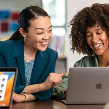 Vrouwen met MacBook