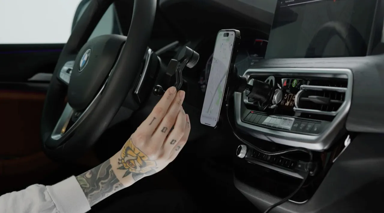 iPhone in de auto: dit zijn nuttige accessoires