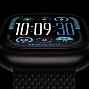 Apple Watch Ultra 2 in zwart