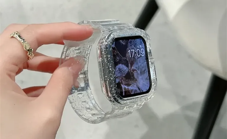 Apple Watch plastic