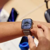 Apple Watch Series 10 in Apple Store