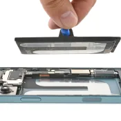 iPhone 16 teardown