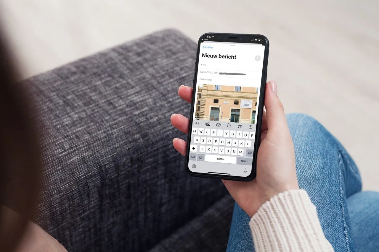 E-mailbijlagen versturen in Mail op iPhone en iPad